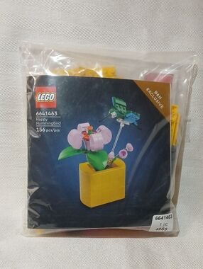 LEGO Happy Hummingbird - B&N Exclusive 6641463